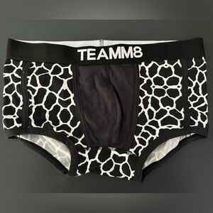 Teamm8 Briefs